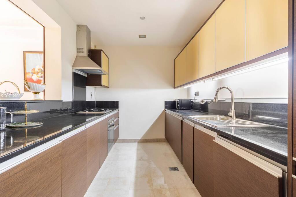 Luxury 1 Bedroom With A Private Beach Taj Granduer Residence At Palm 迪拜 外观 照片